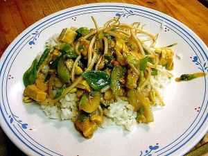 800px-Chicken_stir_fry
